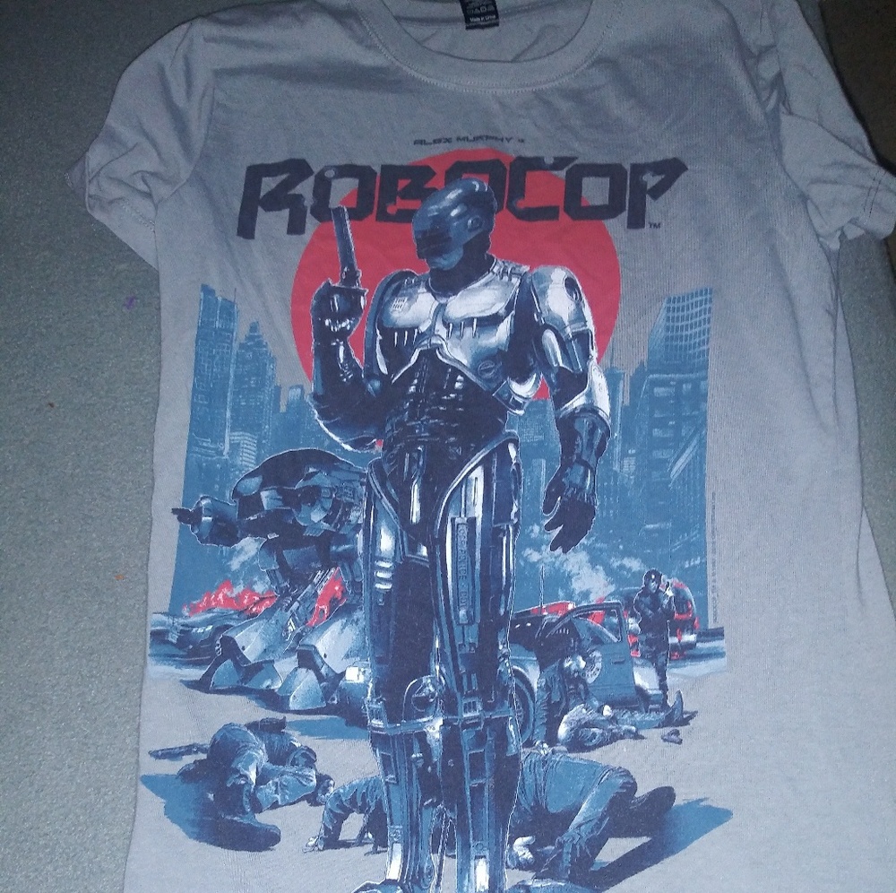 Robotcop t shirt